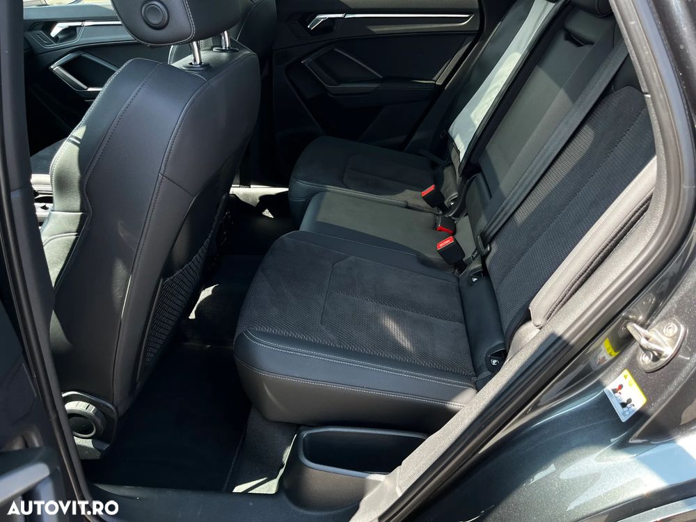 Audi Q3 40 TFSI quattro S tronic S line - 12