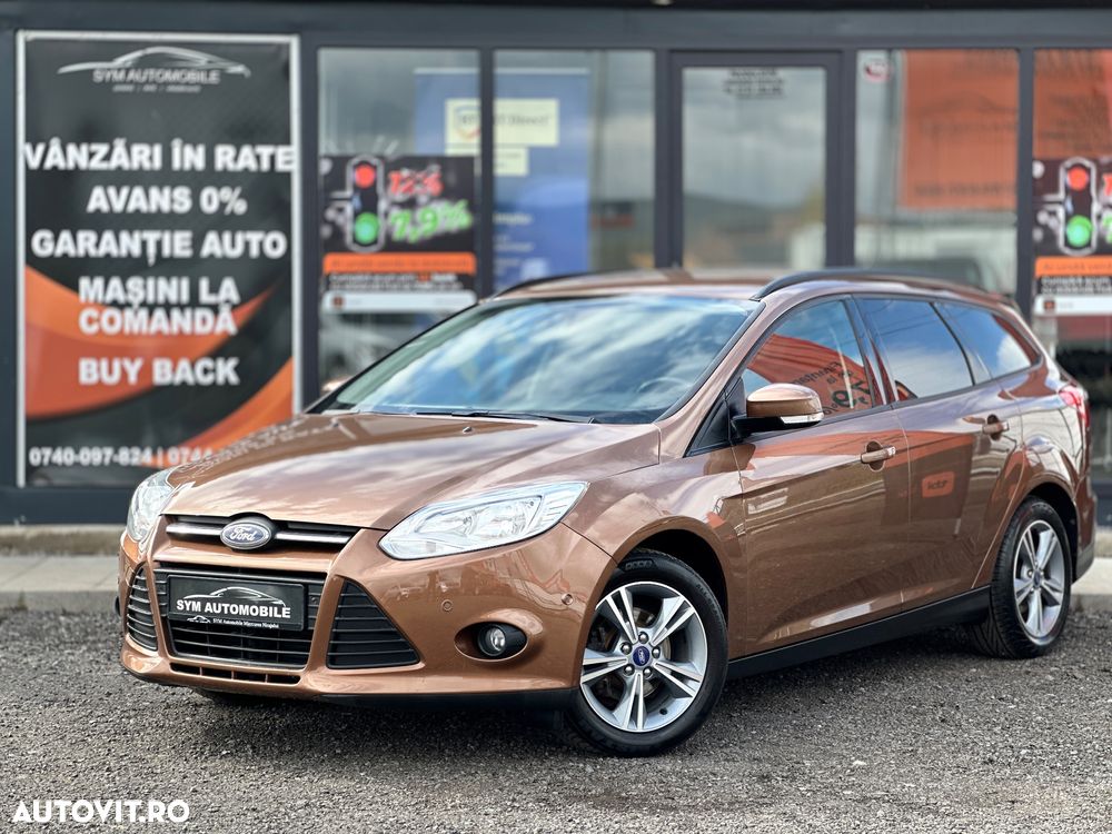 Ford Focus Turnier 1.6 TDCi DPF Start-Stopp-System Titanium - 2