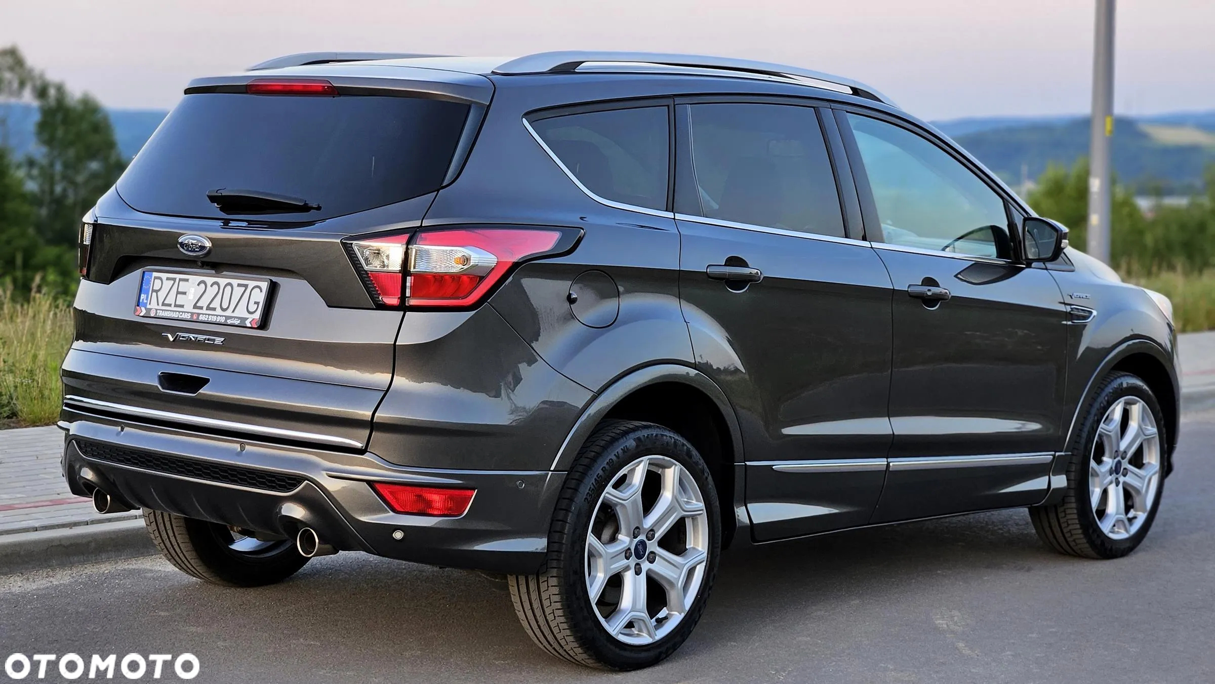 Ford Kuga 2.0 TDCi 4x4 Vignale - 14