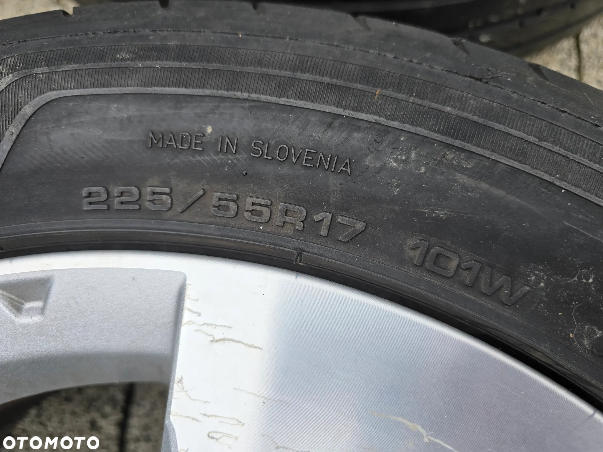 Koła SUBARU Forester SH Outback BR felgi Alumiowe Oryginał 7Jx17 et48 ch 56,1 opony 225/55r17 - 16