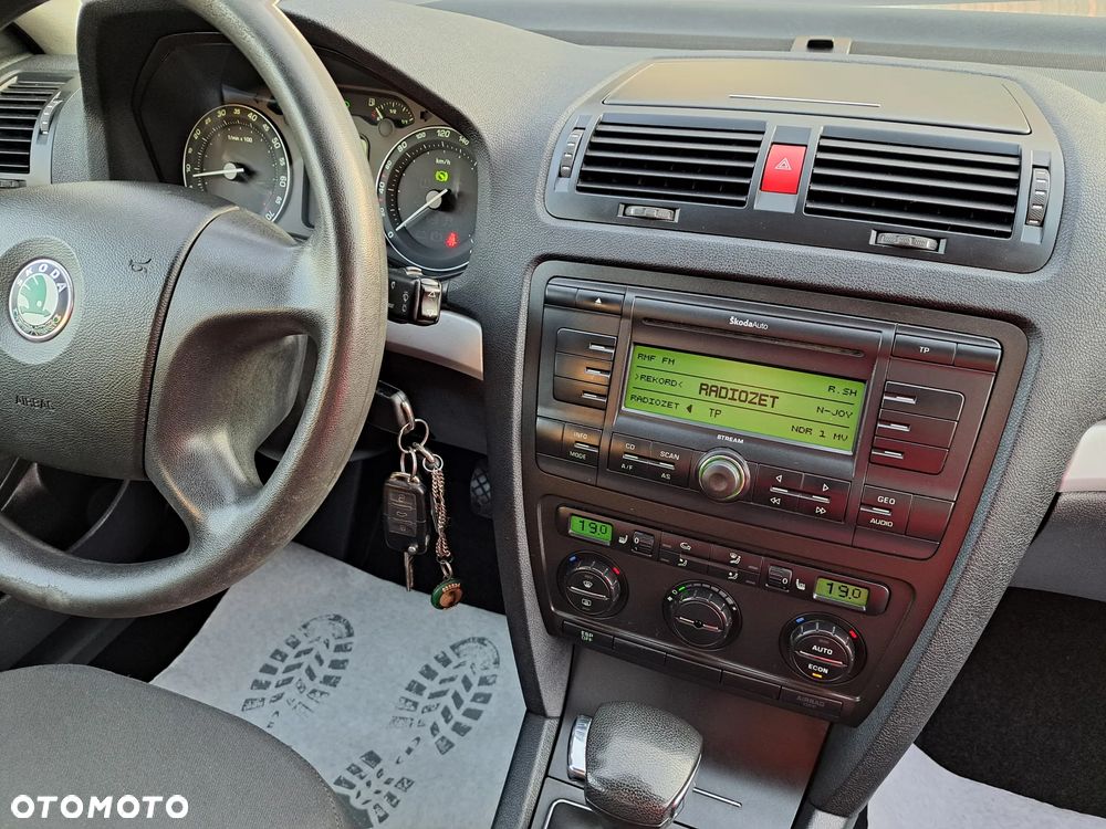 Skoda Octavia - 25