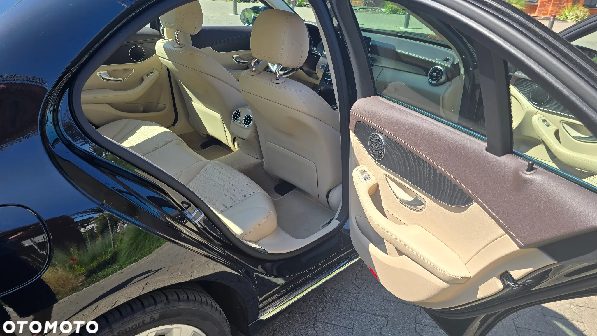 Mercedes-Benz Klasa C 220 d 4MATIC 9G-TRONIC - 14