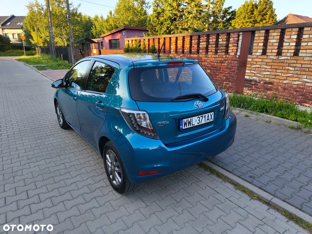 Toyota Yaris - 4
