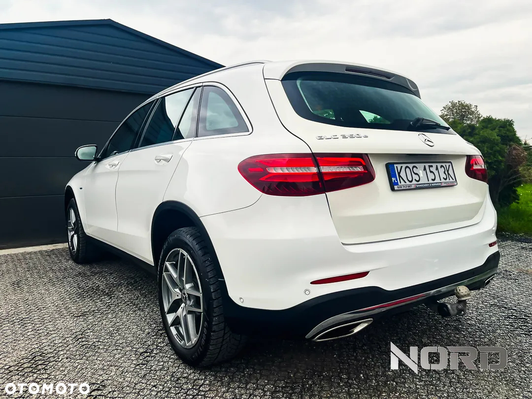 Mercedes-Benz GLC 350 e 4Matic 7G-TRONIC AMG Line - 9