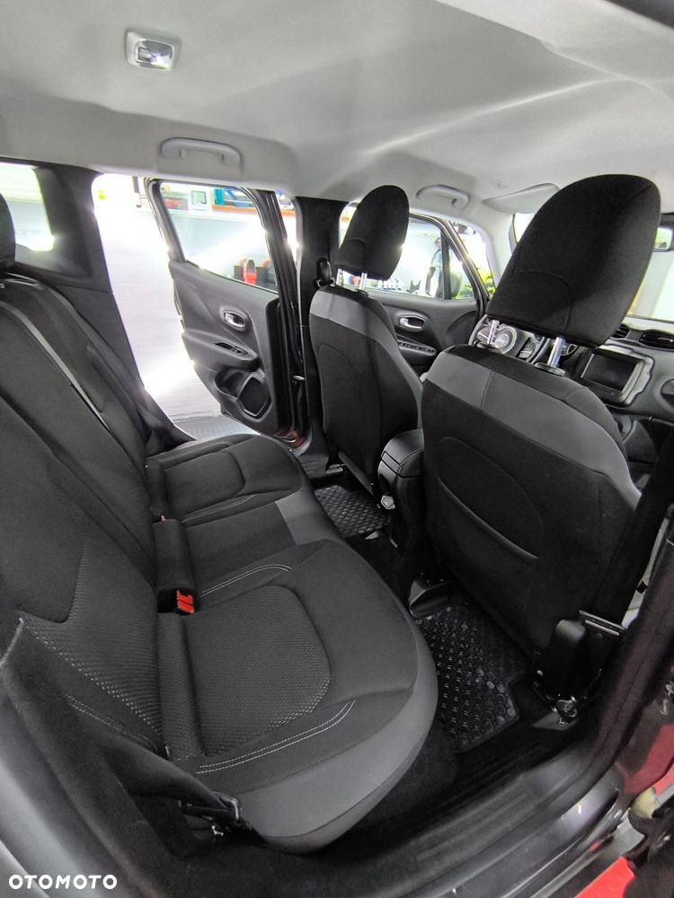 Jeep Renegade 1.3 GSE T4 Turbo Limited FWD S&S - 11