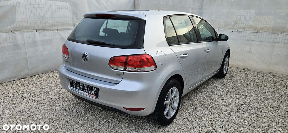 Volkswagen Golf 1.6 Comfortline - 6