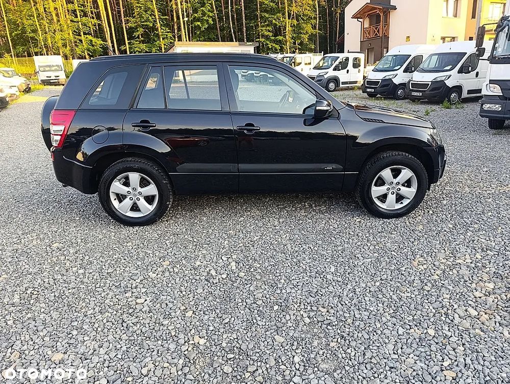 Suzuki Grand Vitara - 11