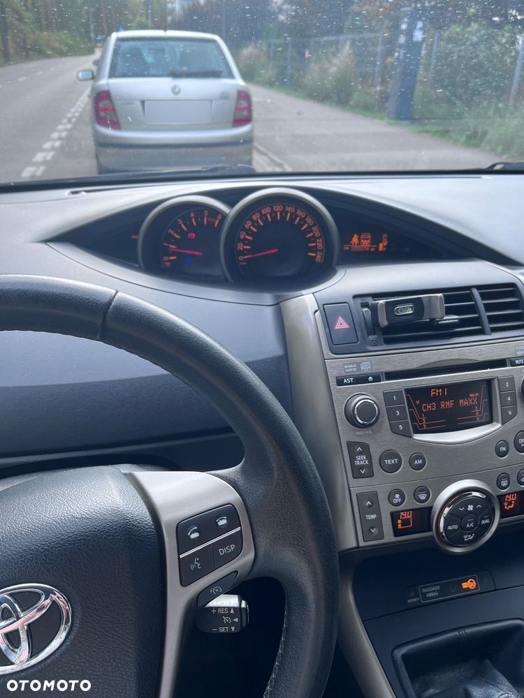 Toyota Verso 2.0 D-4D - 7