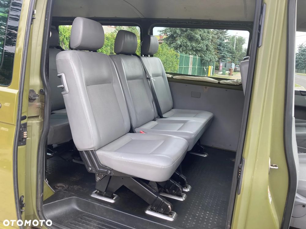 Volkswagen Transporter - 9