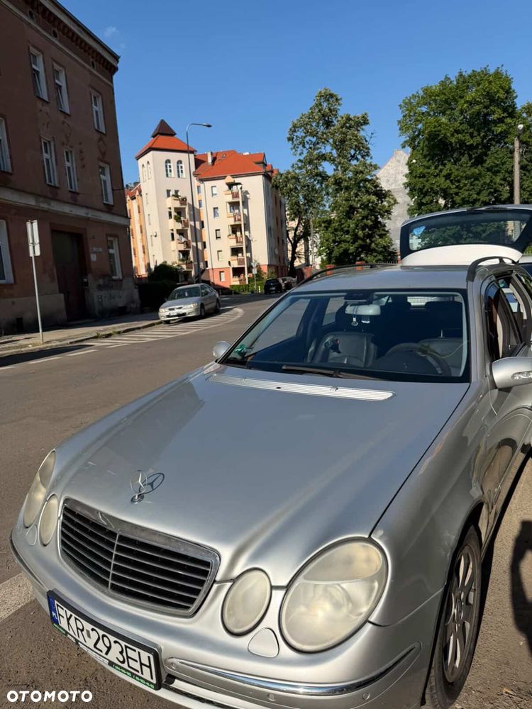 Mercedes-Benz Klasa E - 4
