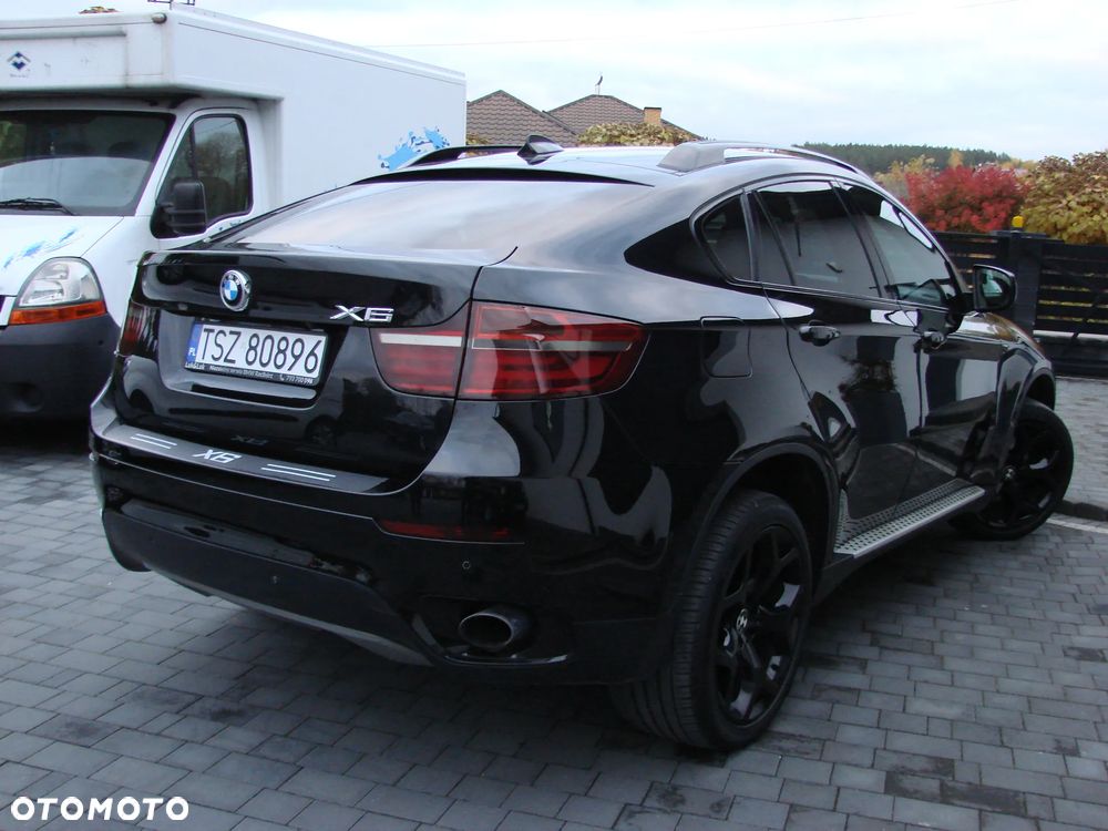 BMW X6 - 12