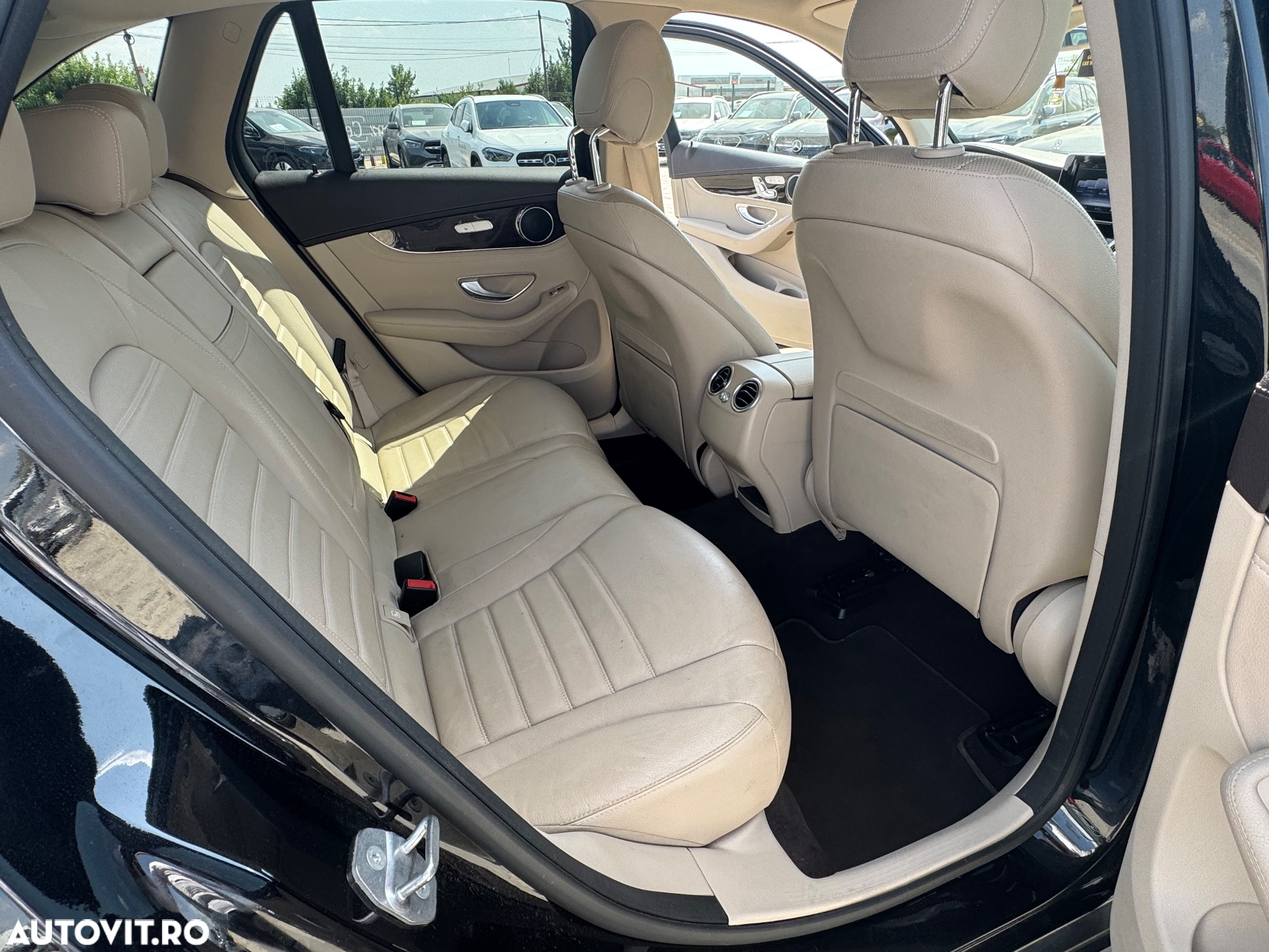 Mercedes-Benz GLC 250 d 4MATIC - 26