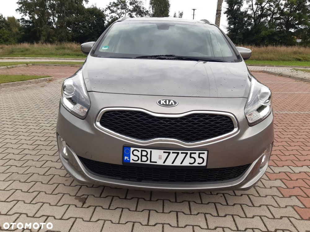 Kia Carens 1.7 CRDi 115 Dream Team Edition - 8
