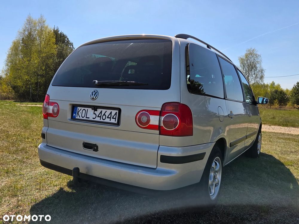 Volkswagen Sharan 1.9 TDI Family - 4