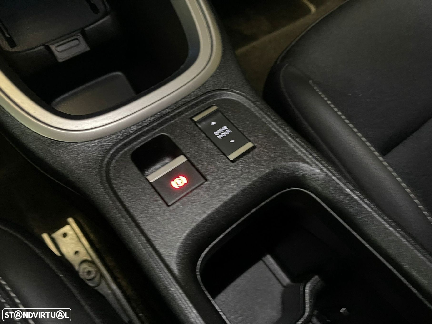 Jeep Avenger 54 kWh Altitude - 34