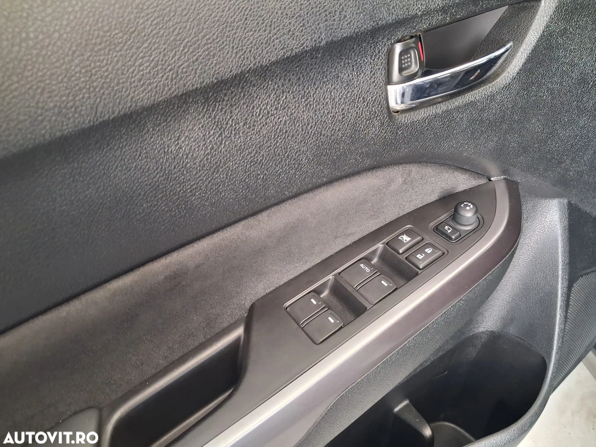 Suzuki Vitara 1.4 ALLGRIP Luxus - 15