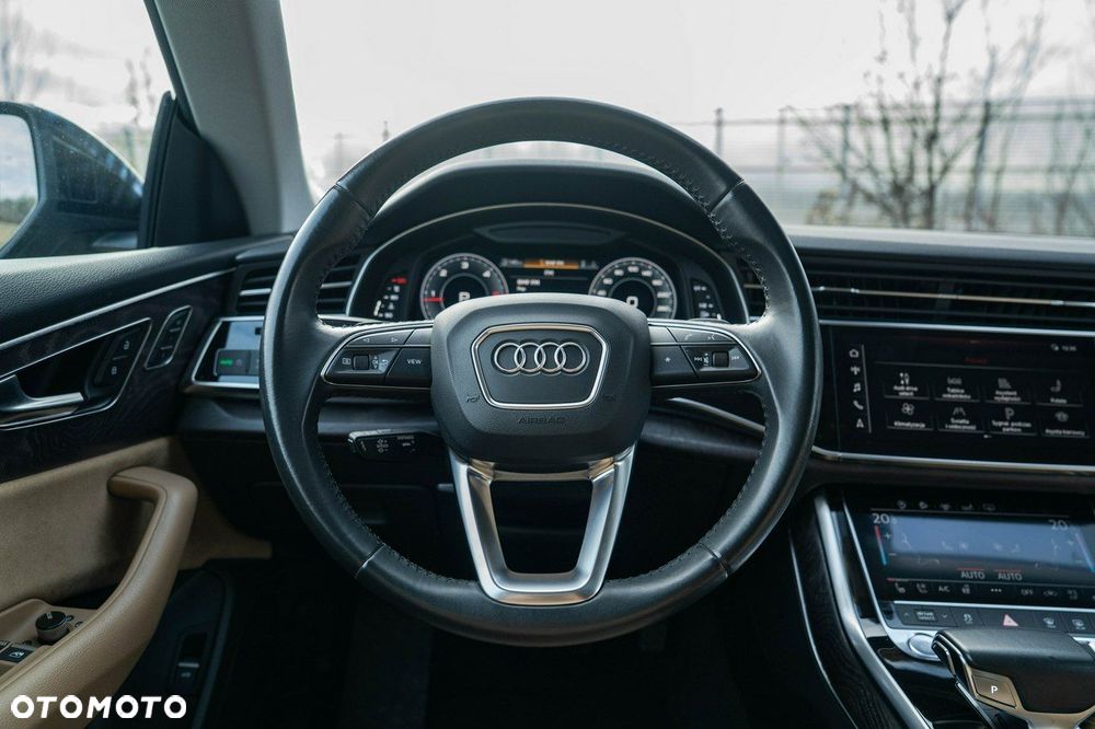 Audi Q8 - 18