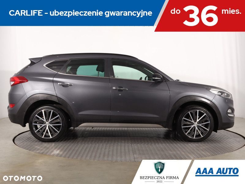Hyundai Tucson - 8