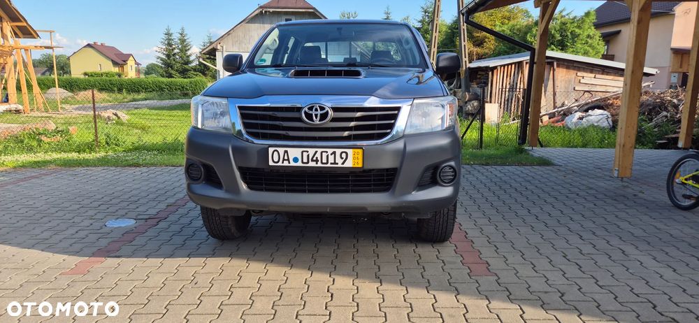 Toyota Hilux 4x4 Double Cab - 3