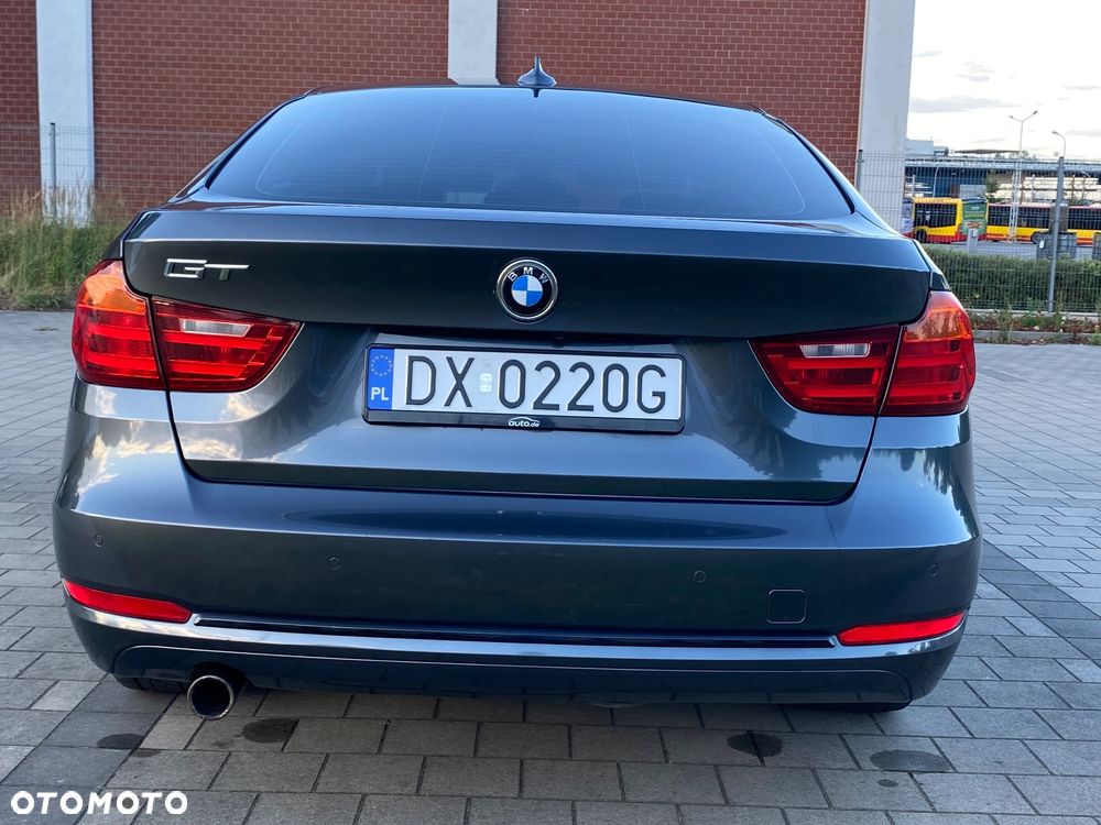 BMW 3GT 320i Sport Line - 13