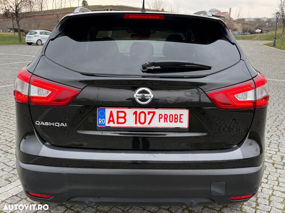 Nissan Qashqai 1.6 DCI ALL-MODE 4x4i TEKNA+ - 6