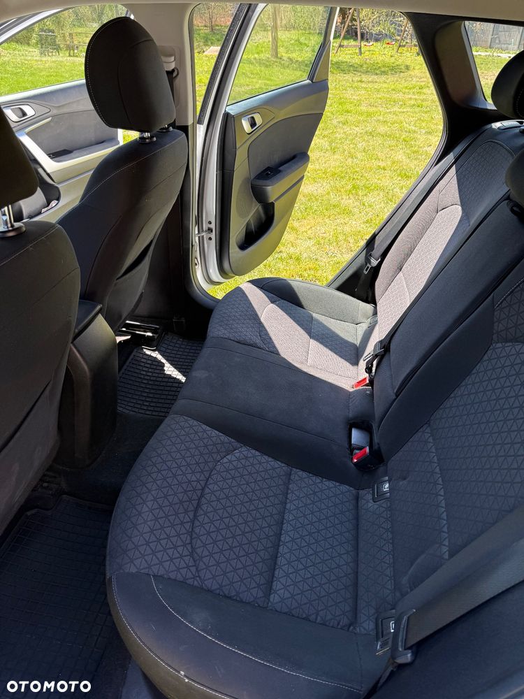 Kia Ceed 1.5 T-GDI M DCT - 21