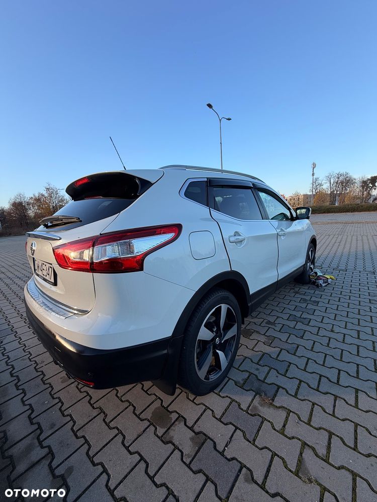 Nissan Qashqai 1.2 DIG-T Tekna EU6 - 14
