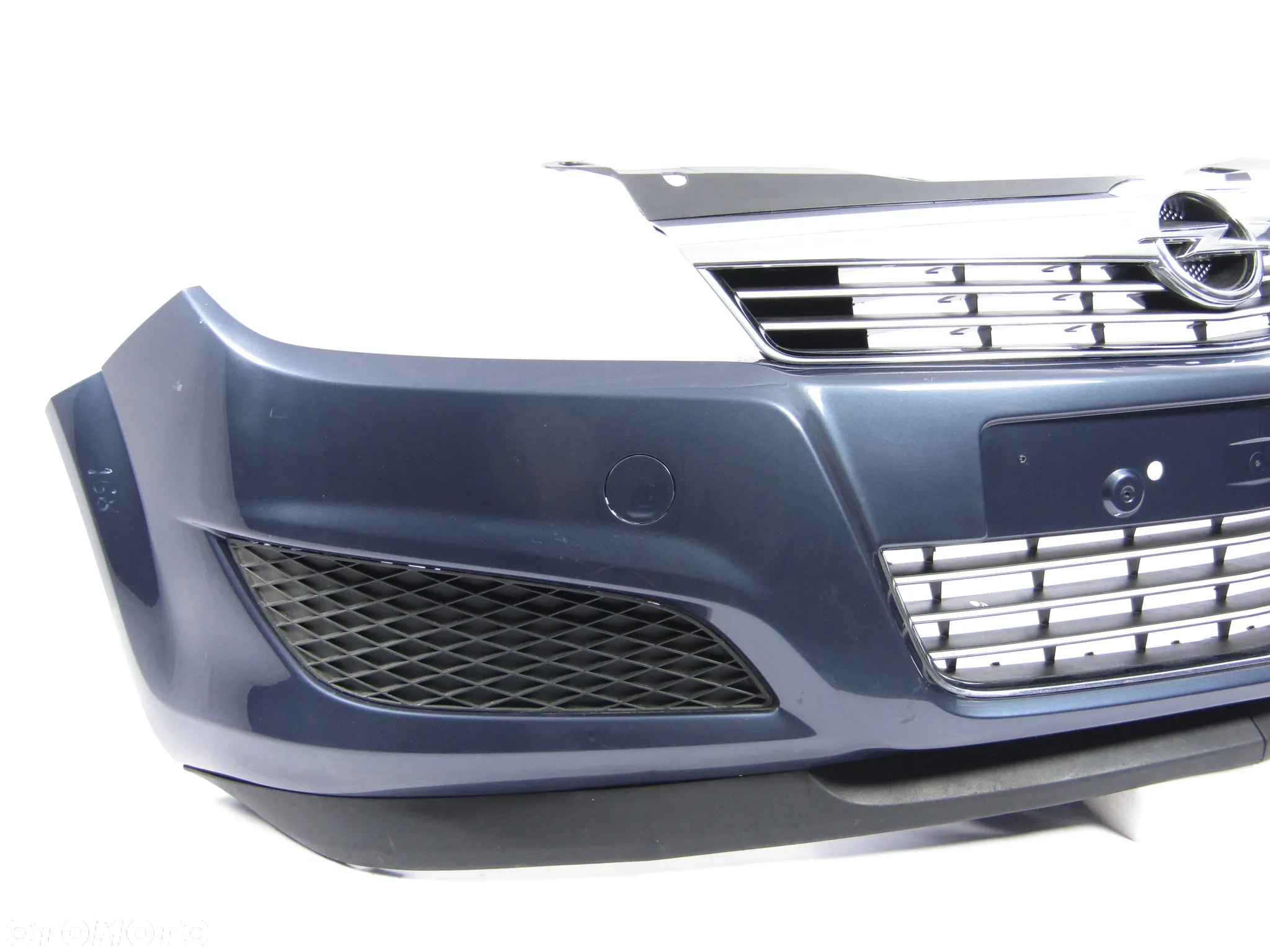 Zderzak przedni Opel Astra H 07 - 12 Hatchback / Kombi Lakier 168 - 16