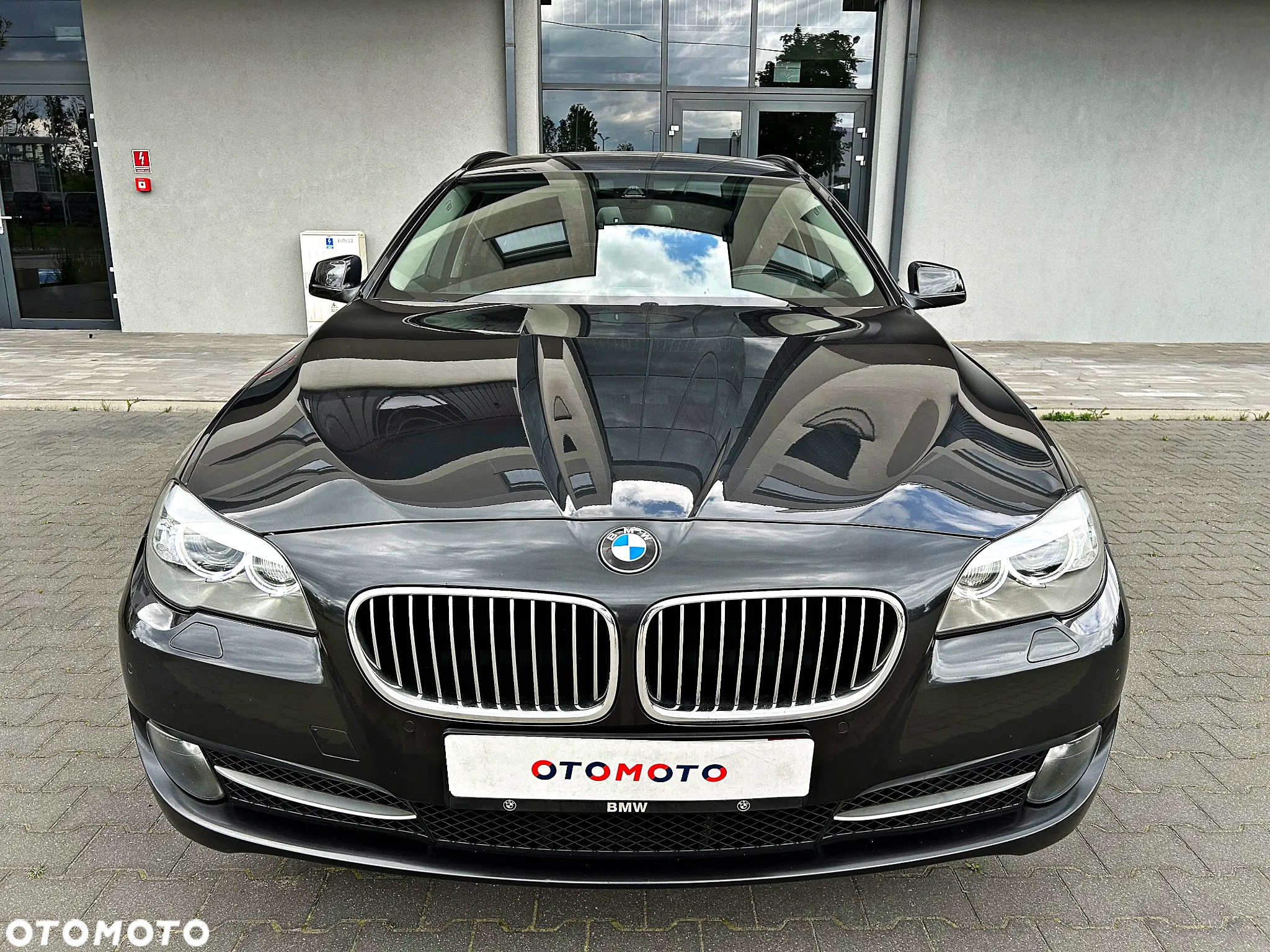 BMW Seria 5 520d Touring Luxury Line - 7