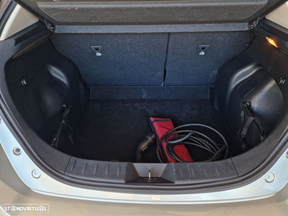 Nissan Leaf Acenta - 22