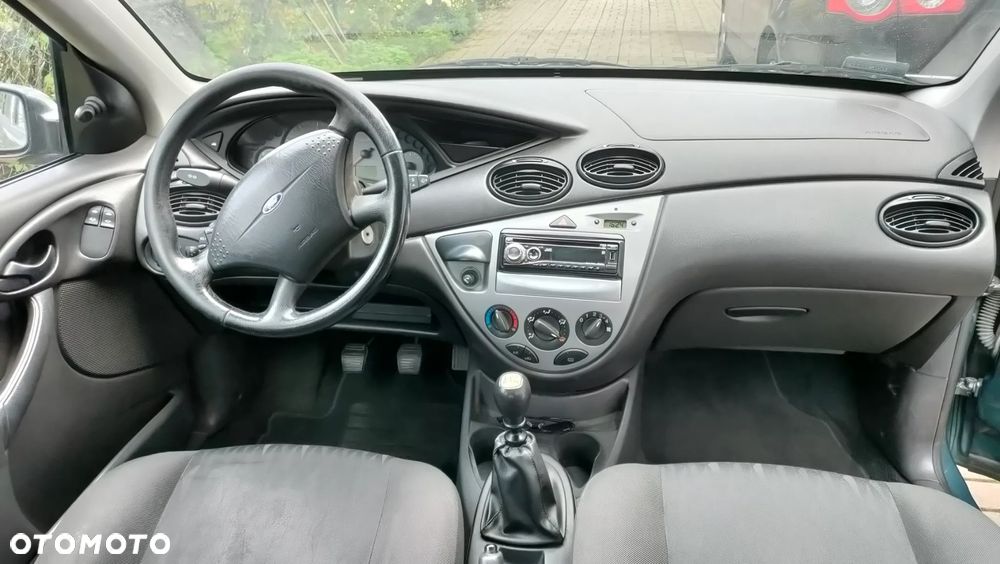 Ford Focus - 10