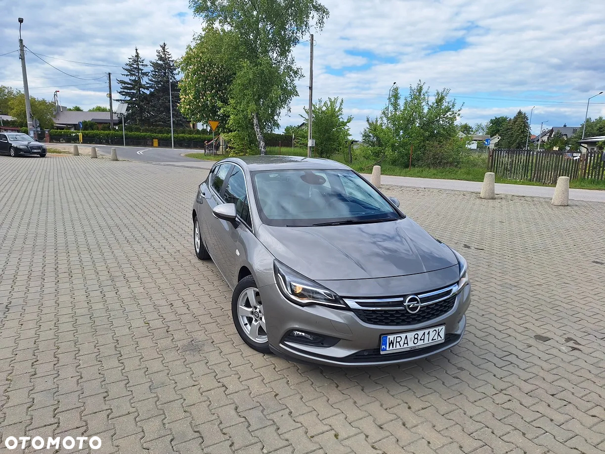 Opel Astra 1.4 Turbo Innovation - 17