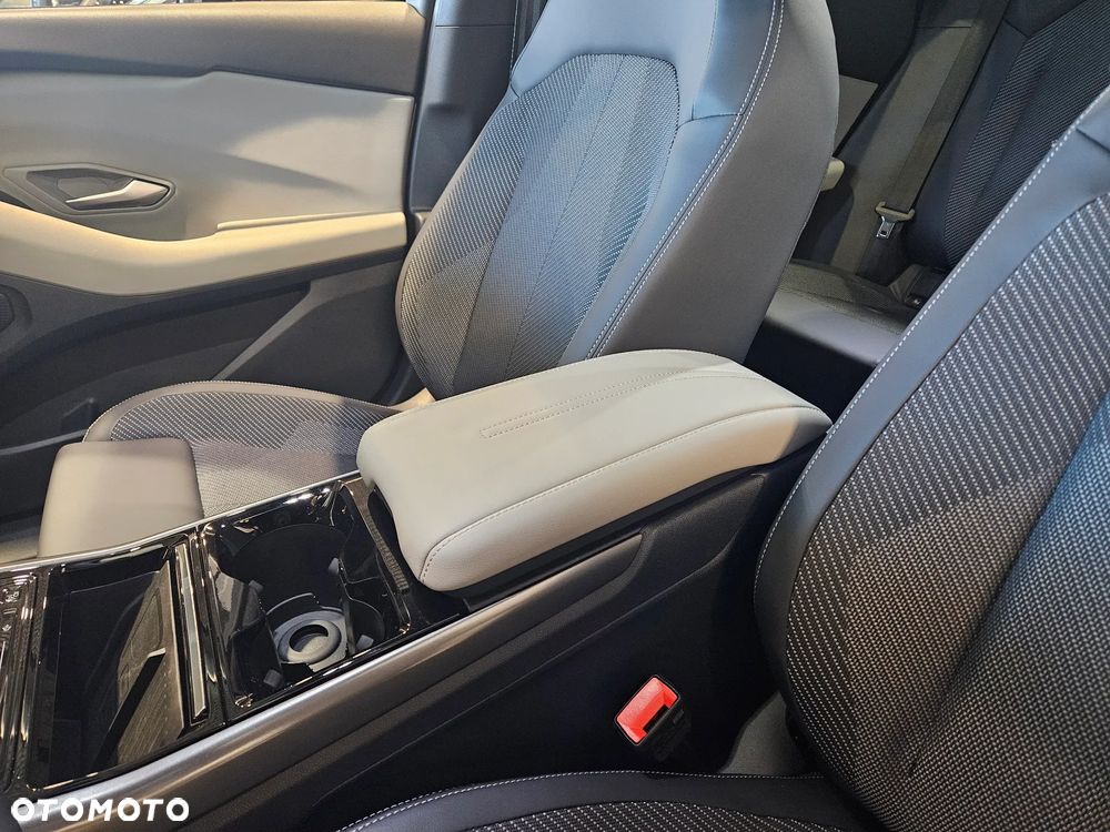 Ford Explorer 77kWh RWD - 21