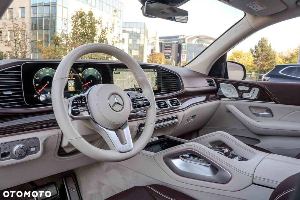 Mercedes-Benz GLS Maybach 600 4-Matic - 14