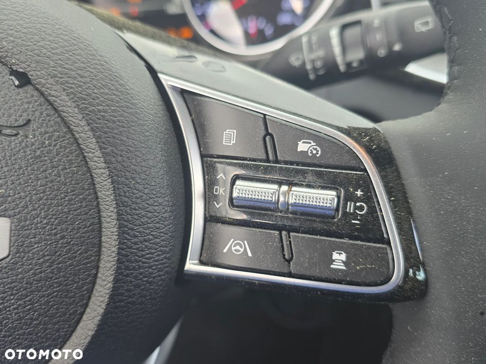 Kia XCeed 1.6 T-GDI OPF DCT7 Platinum - 14