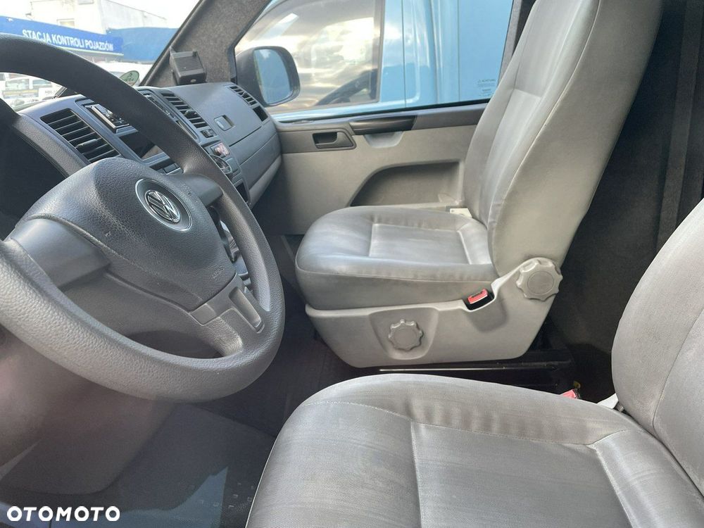 Volkswagen Transporter - 7