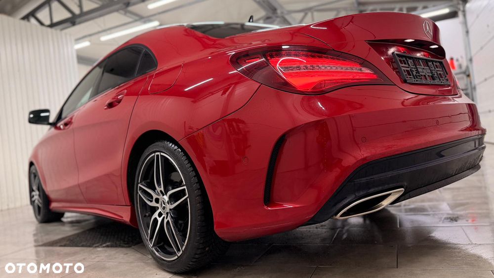 Mercedes-Benz CLA 180 AMG Line - 33