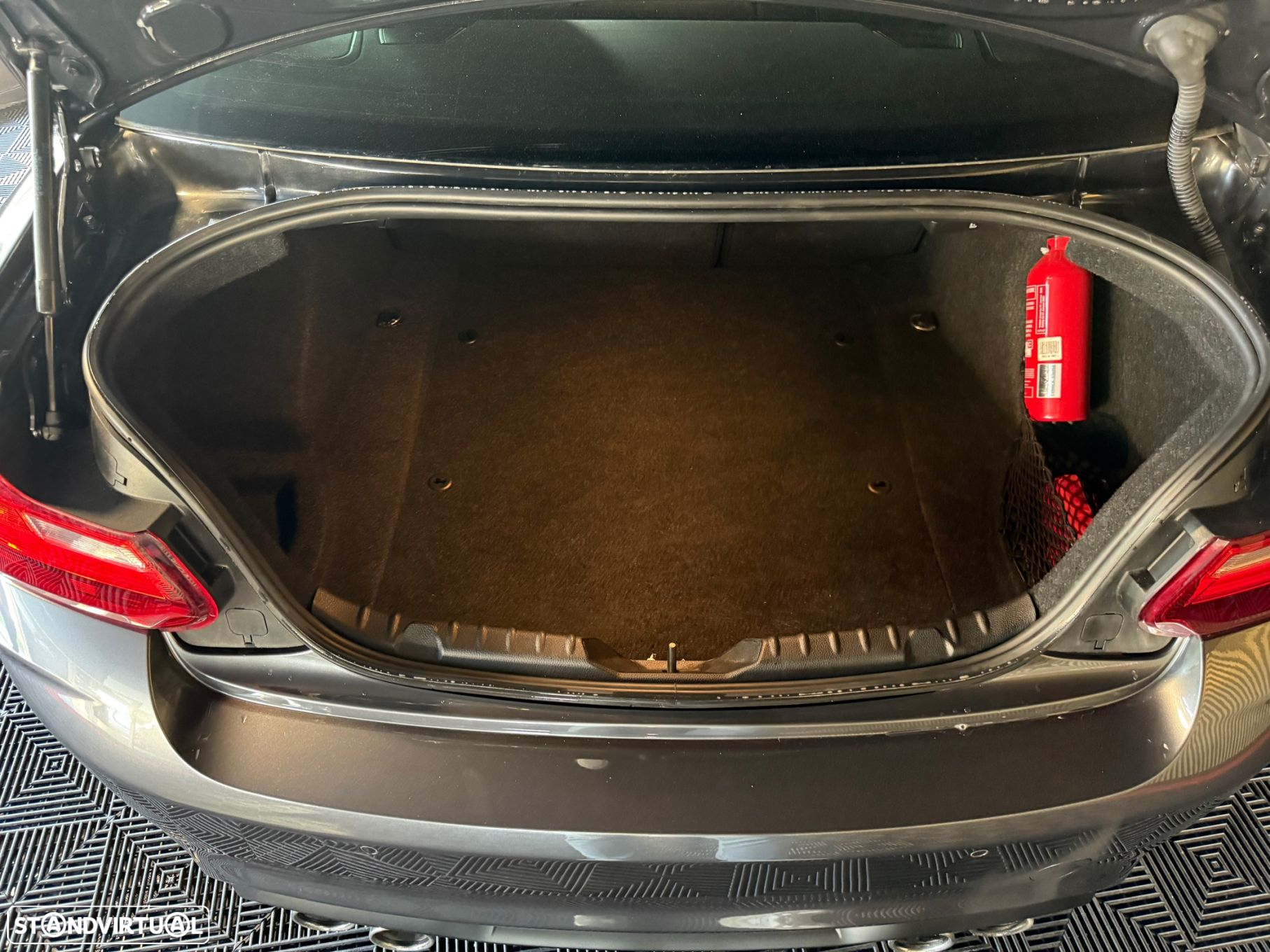 BMW M2 Auto - 29