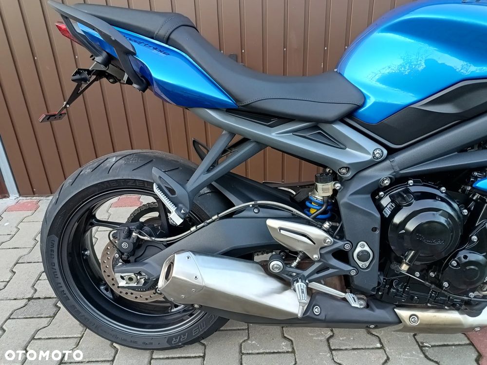 Triumph Street Triple - 11