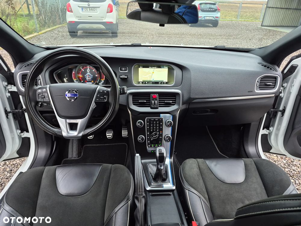 Volvo V40 D4 RDesign - 11