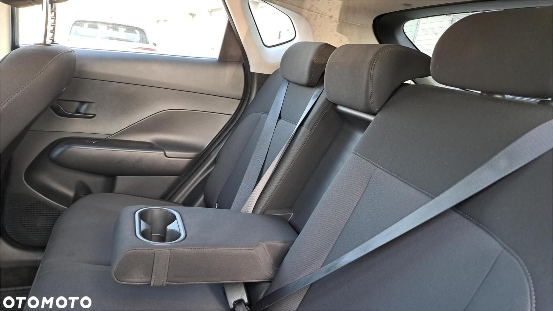Hyundai Kona - 16