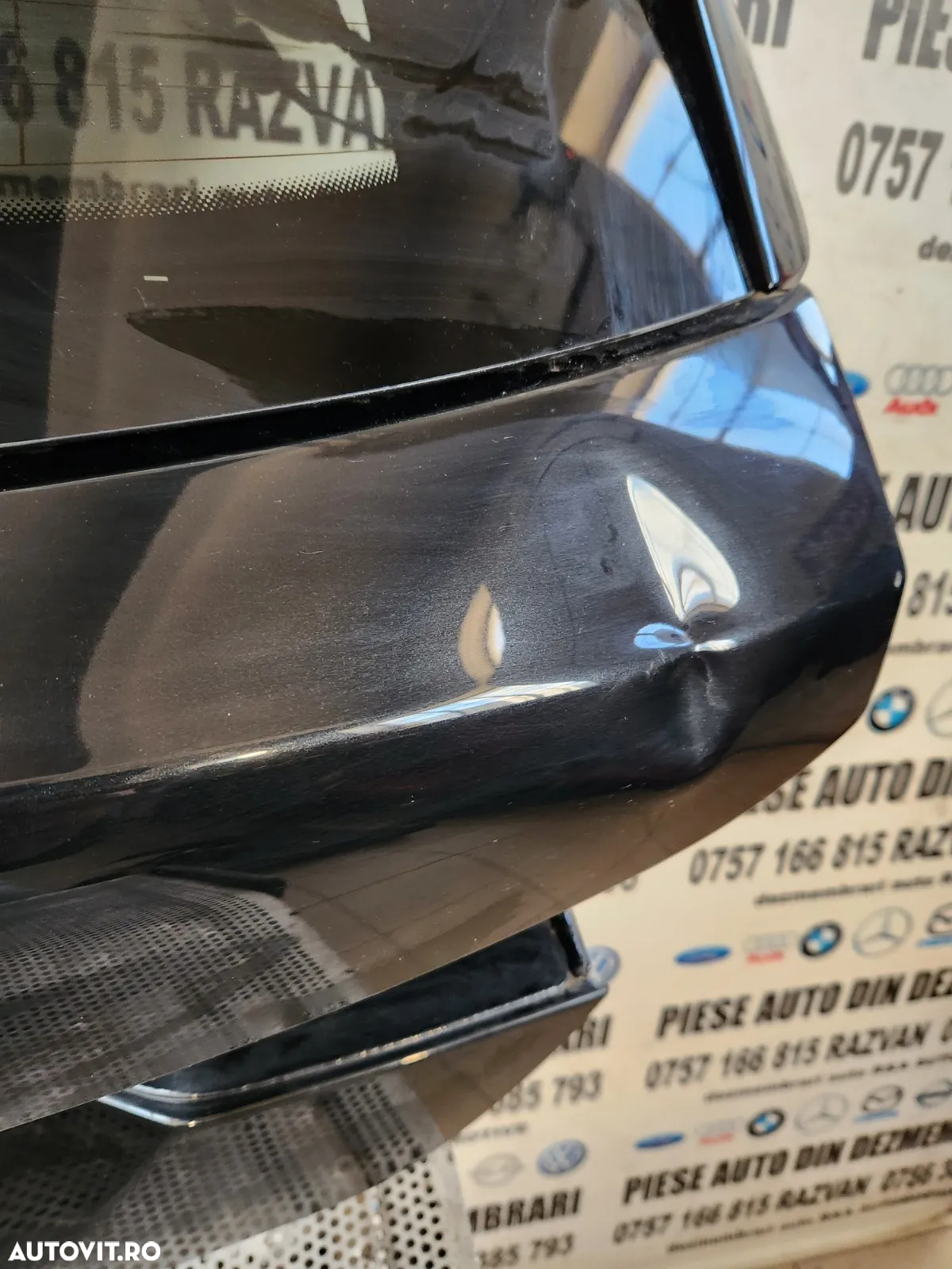 Haion Hayon Cu Luneta Bmw Seria 1 F40 Mic Defect De La Transport - Dezmembrari Arad - 7