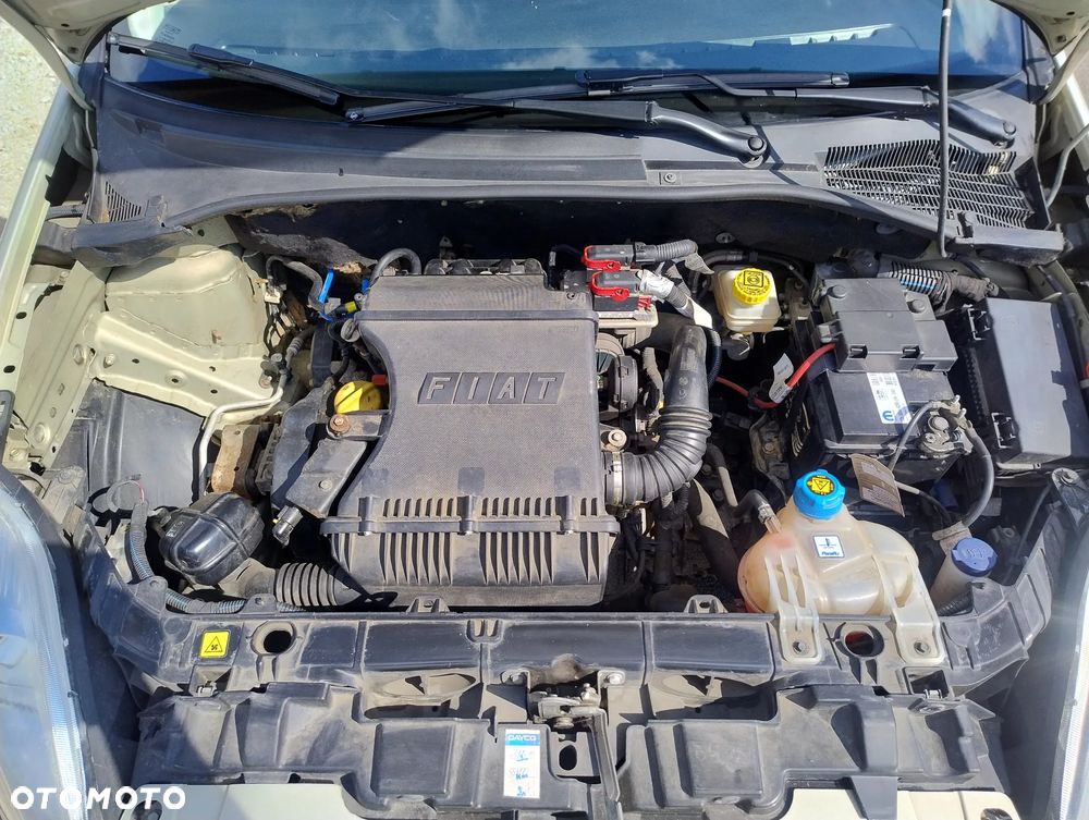 Fiat Punto 1.4 16V Sporting - 8