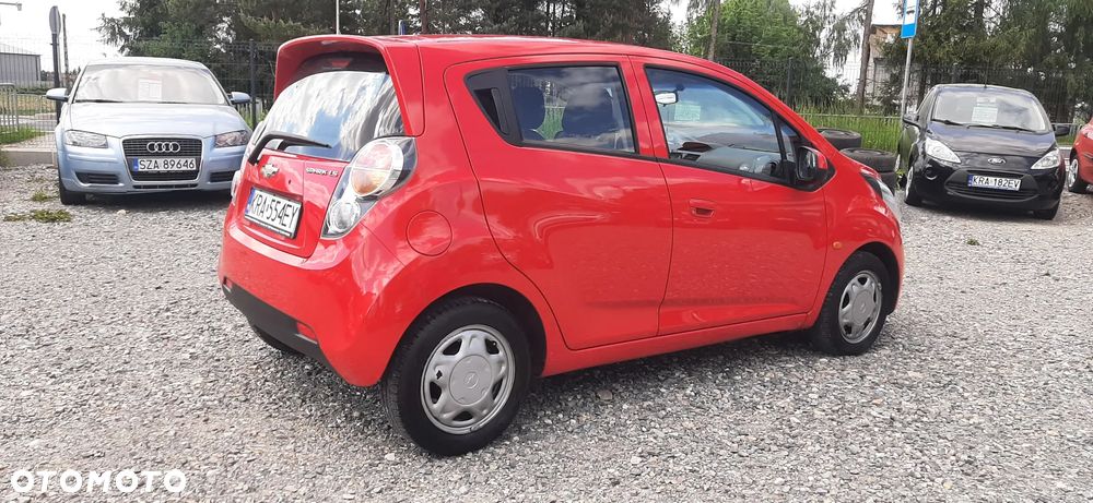 Chevrolet Spark - 15