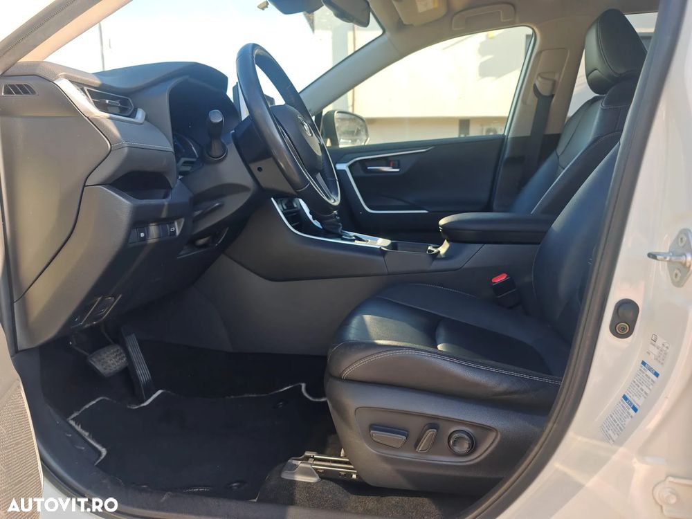 Toyota RAV4 2.5 4x4 Hybrid Style Selection - 12