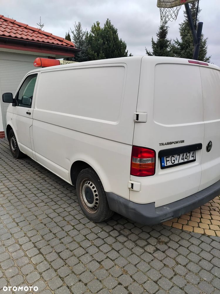 Volkswagen Transporter - 4