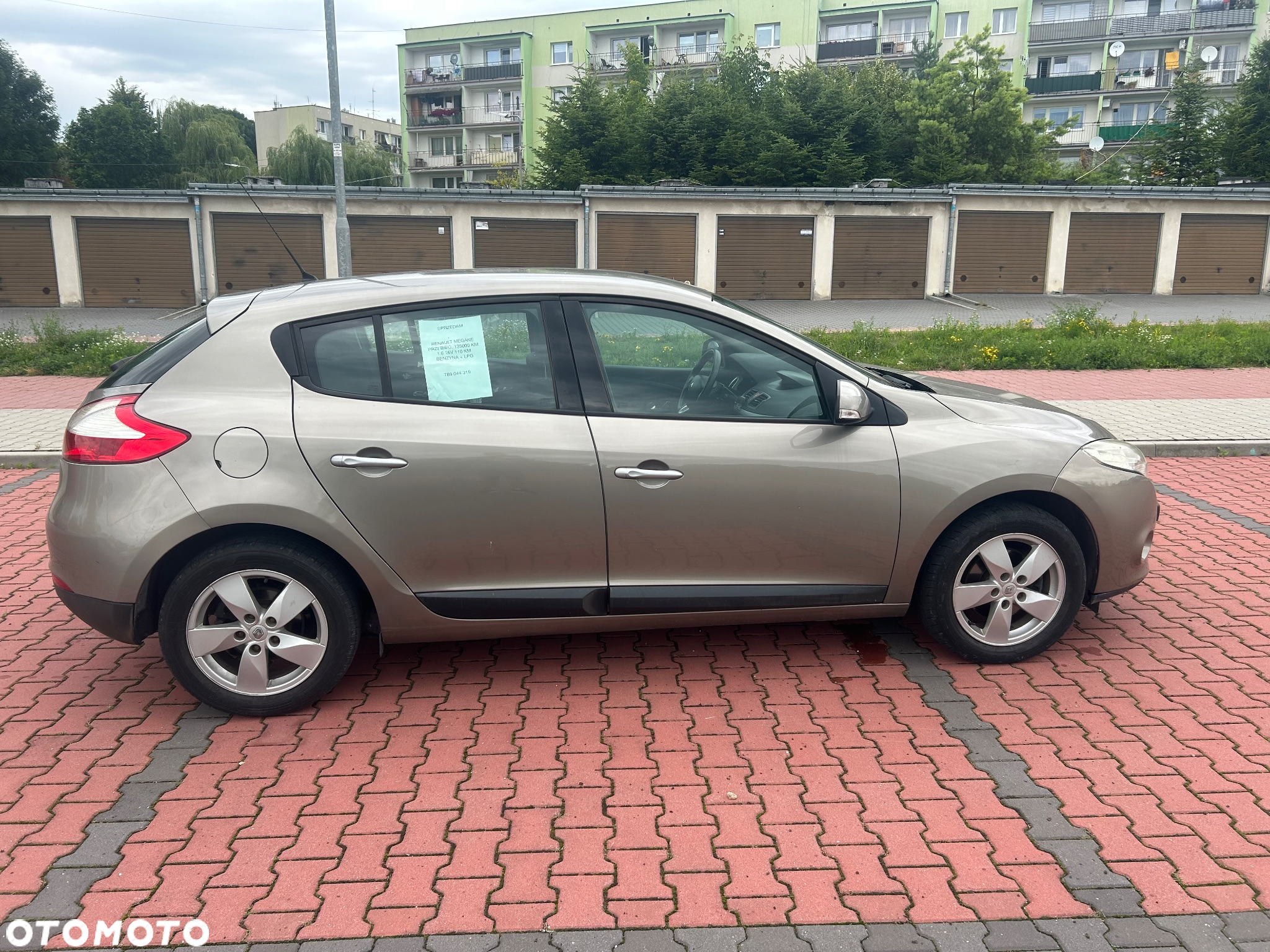 Renault Megane 1.6 16V Dynamique - 3