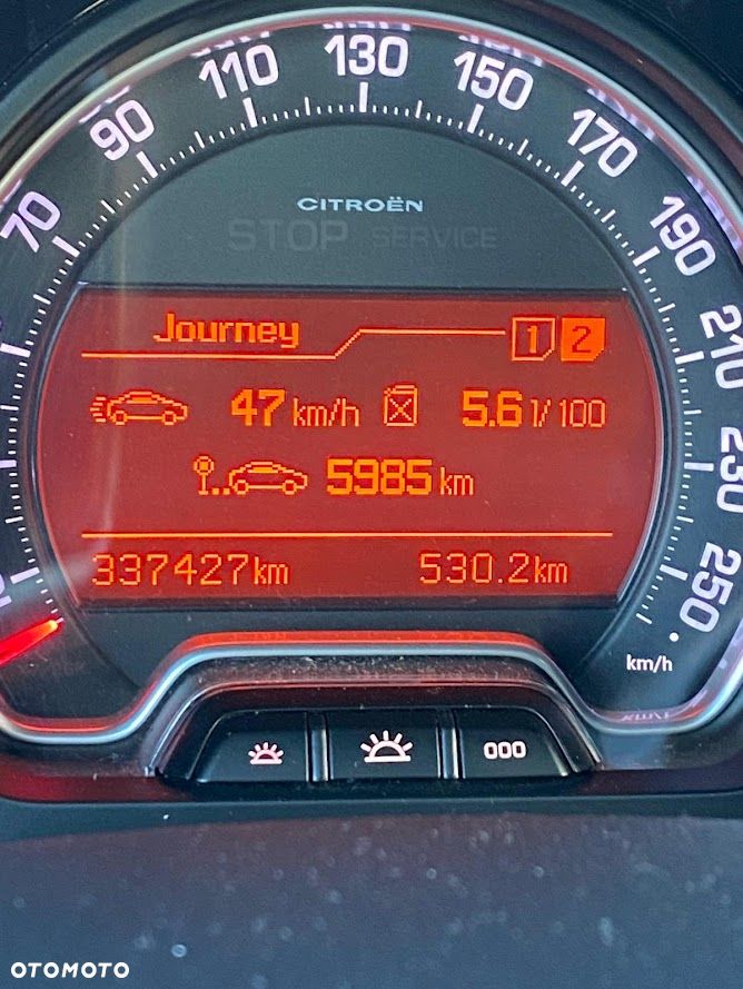 Citroën C5 1.6 HDi Attraction - 11