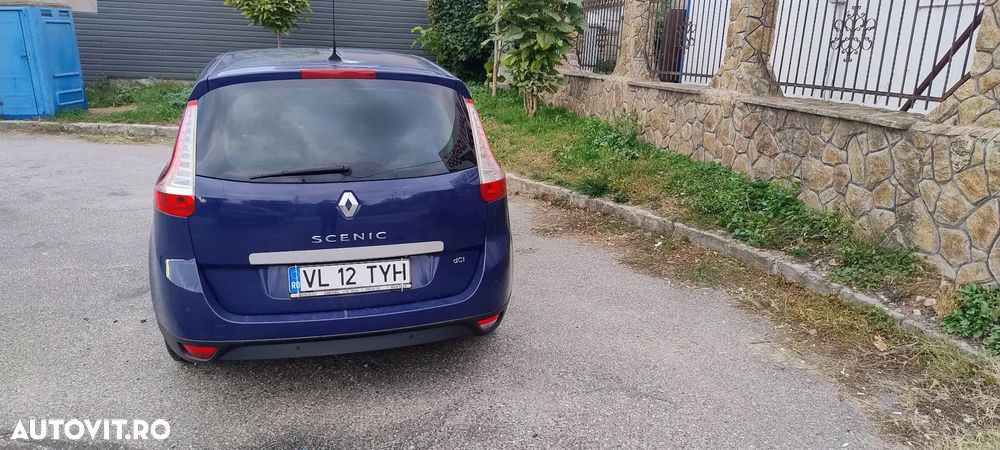 Renault Grand Scenic - 6