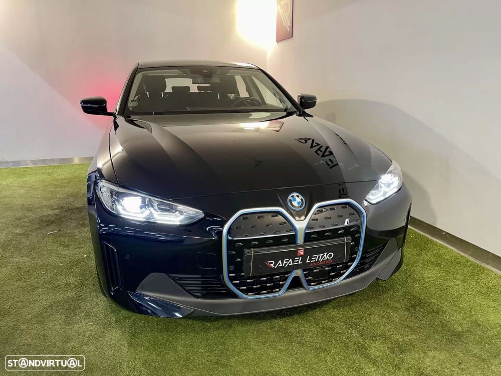 BMW i4 eDrive40 — photo 4